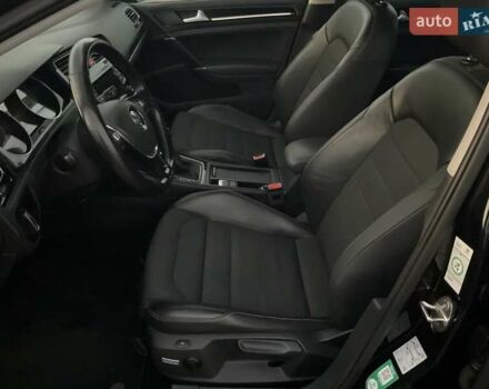 Черный Фольксваген Гольф, объемом двигателя 1.97 л и пробегом 181 тыс. км за 10500 $, фото 9 на Automoto.ua