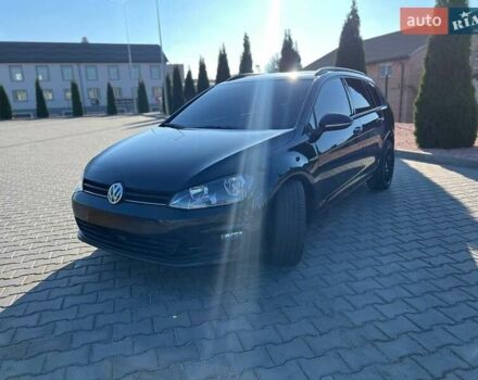 Черный Фольксваген Гольф, объемом двигателя 1.6 л и пробегом 229 тыс. км за 11199 $, фото 1 на Automoto.ua