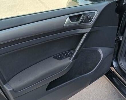 Чорний Фольксваген Гольф, об'ємом двигуна 1.6 л та пробігом 297 тис. км за 9900 $, фото 23 на Automoto.ua