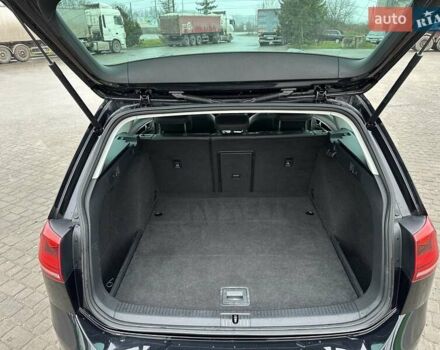 Черный Фольксваген Гольф, объемом двигателя 1.97 л и пробегом 272 тыс. км за 11750 $, фото 18 на Automoto.ua