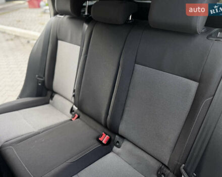 Чорний Фольксваген Гольф, об'ємом двигуна 1.6 л та пробігом 320 тис. км за 9500 $, фото 32 на Automoto.ua