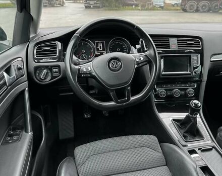 Черный Фольксваген Гольф, объемом двигателя 1.97 л и пробегом 272 тыс. км за 11750 $, фото 16 на Automoto.ua