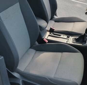 Чорний Фольксваген Гольф, об'ємом двигуна 1.6 л та пробігом 297 тис. км за 9900 $, фото 15 на Automoto.ua