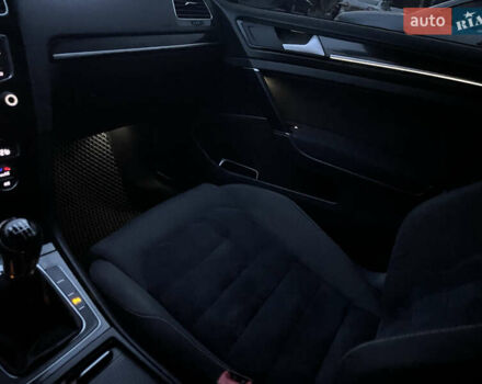 Чорний Фольксваген Гольф, об'ємом двигуна 1.97 л та пробігом 326 тис. км за 10700 $, фото 19 на Automoto.ua