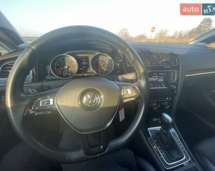 Фольксваген Гольф 2014 в Буске на Automoto.ua Черный Фольксваген Гольф, объемом двигателя 1.2 л и пробегом 253 тыс. км за 10000 $, фото 44 на Automoto.ua