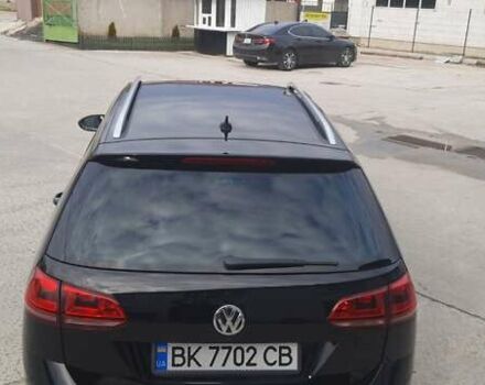 Черный Фольксваген Гольф, объемом двигателя 1.6 л и пробегом 400 тыс. км за 9500 $, фото 2 на Automoto.ua
