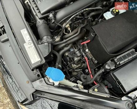 Черный Фольксваген Гольф, объемом двигателя 1.4 л и пробегом 245 тыс. км за 10800 $, фото 6 на Automoto.ua