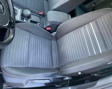 Черный Фольксваген Гольф, объемом двигателя 1.6 л и пробегом 222 тыс. км за 12600 $, фото 18 на Automoto.ua