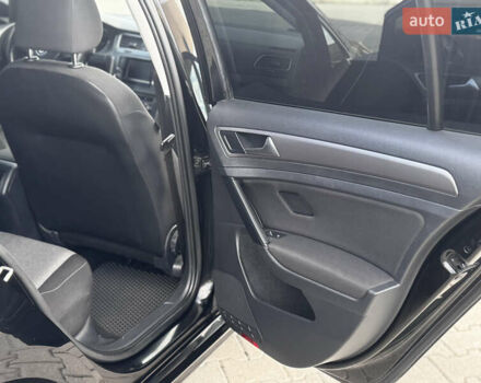 Чорний Фольксваген Гольф, об'ємом двигуна 1.6 л та пробігом 320 тис. км за 9500 $, фото 33 на Automoto.ua