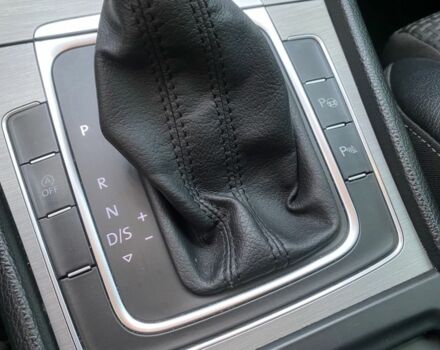 Черный Фольксваген Гольф, объемом двигателя 2 л и пробегом 319 тыс. км за 11000 $, фото 8 на Automoto.ua