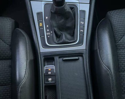 Черный Фольксваген Гольф, объемом двигателя 1.97 л и пробегом 321 тыс. км за 9900 $, фото 20 на Automoto.ua