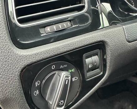 Черный Фольксваген Гольф, объемом двигателя 1.97 л и пробегом 272 тыс. км за 11750 $, фото 32 на Automoto.ua