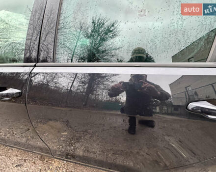 Черный Фольксваген Гольф, объемом двигателя 1.97 л и пробегом 260 тыс. км за 10999 $, фото 12 на Automoto.ua