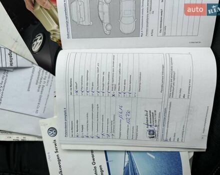 Черный Фольксваген Гольф, объемом двигателя 1.97 л и пробегом 272 тыс. км за 11750 $, фото 39 на Automoto.ua