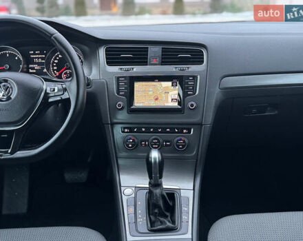 Черный Фольксваген Гольф, объемом двигателя 2 л и пробегом 249 тыс. км за 11950 $, фото 100 на Automoto.ua