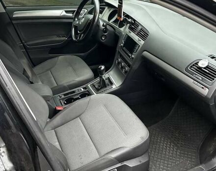 Черный Фольксваген Гольф, объемом двигателя 1.6 л и пробегом 241 тыс. км за 10299 $, фото 10 на Automoto.ua