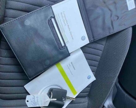 Черный Фольксваген Гольф, объемом двигателя 1.6 л и пробегом 222 тыс. км за 12600 $, фото 22 на Automoto.ua