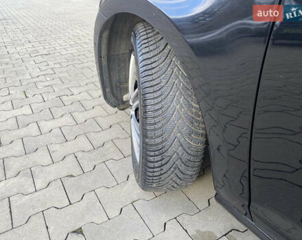 Черный Фольксваген Гольф, объемом двигателя 1.97 л и пробегом 198 тыс. км за 12500 $, фото 19 на Automoto.ua