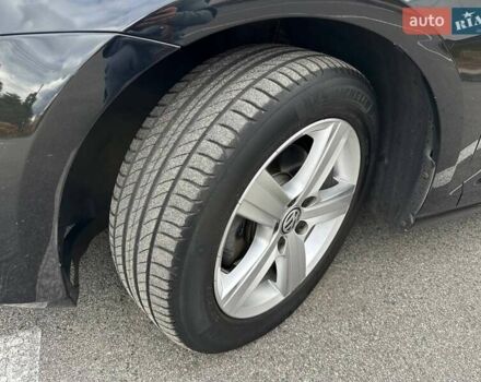 Черный Фольксваген Гольф, объемом двигателя 1.6 л и пробегом 240 тыс. км за 10800 $, фото 28 на Automoto.ua