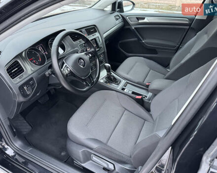 Черный Фольксваген Гольф, объемом двигателя 2 л и пробегом 249 тыс. км за 11950 $, фото 81 на Automoto.ua