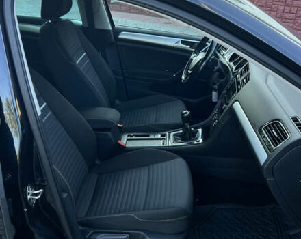 Черный Фольксваген Гольф, объемом двигателя 1.6 л и пробегом 230 тыс. км за 11800 $, фото 78 на Automoto.ua