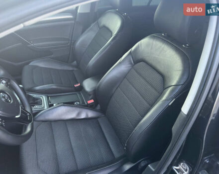 Черный Фольксваген Гольф, объемом двигателя 1.97 л и пробегом 321 тыс. км за 9900 $, фото 22 на Automoto.ua