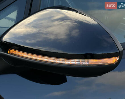 Черный Фольксваген Гольф, объемом двигателя 1.6 л и пробегом 230 тыс. км за 11800 $, фото 48 на Automoto.ua