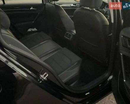 Черный Фольксваген Гольф, объемом двигателя 1.97 л и пробегом 181 тыс. км за 10500 $, фото 6 на Automoto.ua