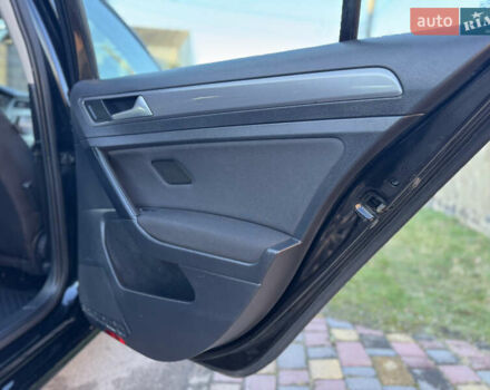 Черный Фольксваген Гольф, объемом двигателя 1.6 л и пробегом 218 тыс. км за 10900 $, фото 32 на Automoto.ua