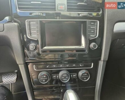 Черный Фольксваген Гольф, объемом двигателя 1.6 л и пробегом 229 тыс. км за 11199 $, фото 26 на Automoto.ua