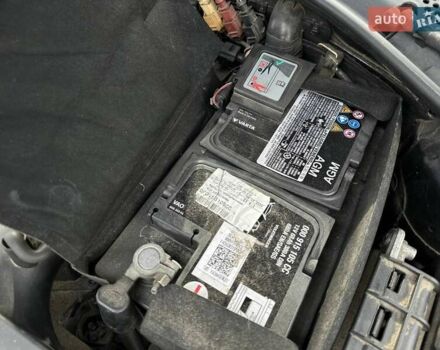 Черный Фольксваген Гольф, объемом двигателя 1.6 л и пробегом 240 тыс. км за 10800 $, фото 31 на Automoto.ua