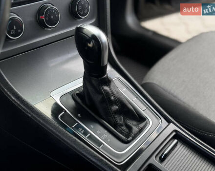 Чорний Фольксваген Гольф, об'ємом двигуна 1.6 л та пробігом 320 тис. км за 9500 $, фото 28 на Automoto.ua