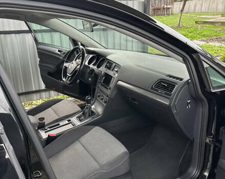 Черный Фольксваген Гольф, объемом двигателя 1.6 л и пробегом 266 тыс. км за 10300 $, фото 22 на Automoto.ua