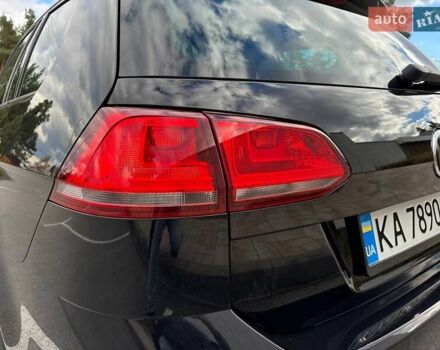 Черный Фольксваген Гольф, объемом двигателя 1.6 л и пробегом 240 тыс. км за 10800 $, фото 34 на Automoto.ua