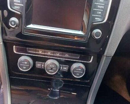 Черный Фольксваген Гольф, объемом двигателя 1.6 л и пробегом 185 тыс. км за 12900 $, фото 34 на Automoto.ua
