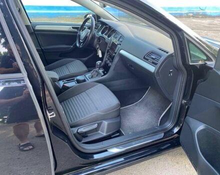 Черный Фольксваген Гольф, объемом двигателя 1.6 л и пробегом 222 тыс. км за 12600 $, фото 19 на Automoto.ua