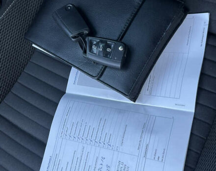 Черный Фольксваген Гольф, объемом двигателя 1.6 л и пробегом 230 тыс. км за 11800 $, фото 83 на Automoto.ua