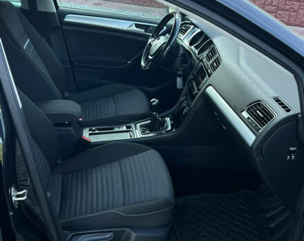 Черный Фольксваген Гольф, объемом двигателя 1.6 л и пробегом 230 тыс. км за 11800 $, фото 75 на Automoto.ua