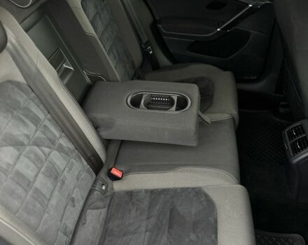 Черный Фольксваген Гольф, объемом двигателя 2 л и пробегом 313 тыс. км за 9450 $, фото 15 на Automoto.ua