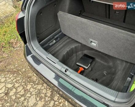 Черный Фольксваген Гольф, объемом двигателя 1.4 л и пробегом 245 тыс. км за 10800 $, фото 28 на Automoto.ua