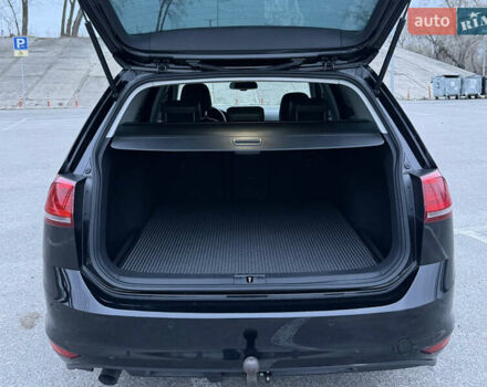 Черный Фольксваген Гольф, объемом двигателя 1.6 л и пробегом 284 тыс. км за 10800 $, фото 17 на Automoto.ua