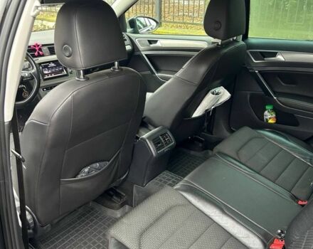 Черный Фольксваген Гольф, объемом двигателя 2 л и пробегом 260 тыс. км за 11700 $, фото 6 на Automoto.ua