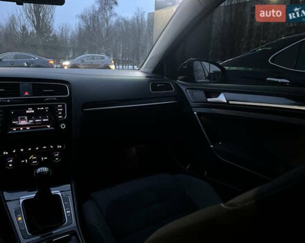 Чорний Фольксваген Гольф, об'ємом двигуна 1.97 л та пробігом 326 тис. км за 10700 $, фото 15 на Automoto.ua