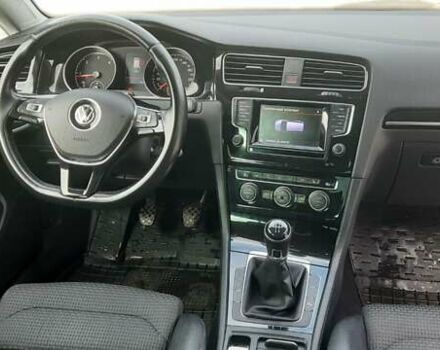 Черный Фольксваген Гольф, объемом двигателя 1.6 л и пробегом 400 тыс. км за 9500 $, фото 11 на Automoto.ua