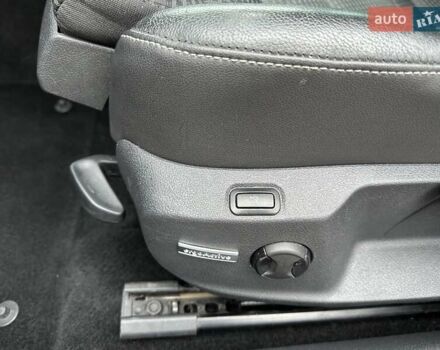 Черный Фольксваген Гольф, объемом двигателя 1.97 л и пробегом 272 тыс. км за 11750 $, фото 17 на Automoto.ua