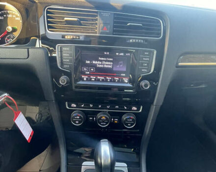 Фольксваген Гольф 2014 в Буске на Automoto.ua Черный Фольксваген Гольф, объемом двигателя 1.2 л и пробегом 253 тыс. км за 10000 $, фото 29 на Automoto.ua