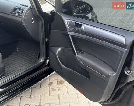 Чорний Фольксваген Гольф, об'ємом двигуна 1.6 л та пробігом 320 тис. км за 9500 $, фото 36 на Automoto.ua