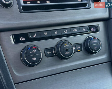 Черный Фольксваген Гольф, объемом двигателя 2 л и пробегом 248 тыс. км за 11999 $, фото 57 на Automoto.ua