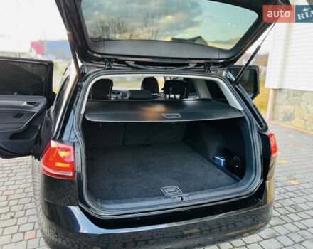 Черный Фольксваген Гольф, объемом двигателя 1.6 л и пробегом 260 тыс. км за 9300 $, фото 14 на Automoto.ua