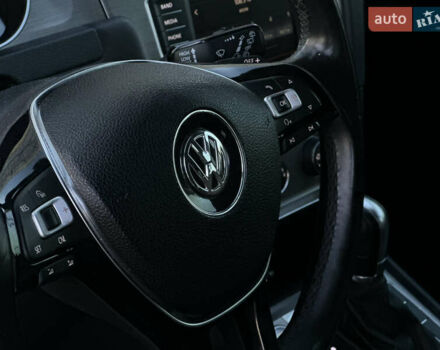 Черный Фольксваген Гольф, объемом двигателя 2 л и пробегом 153 тыс. км за 11800 $, фото 11 на Automoto.ua